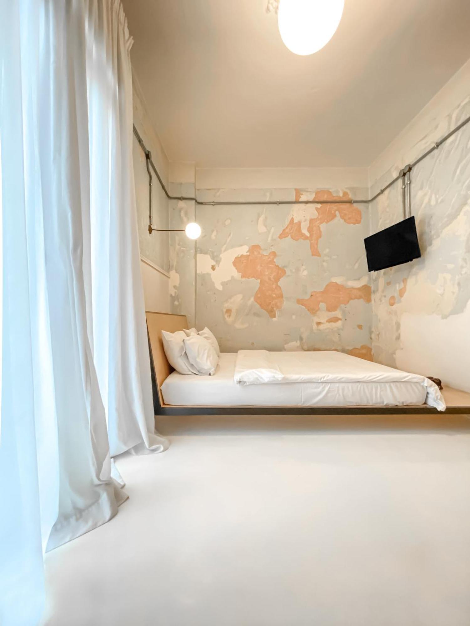 Trilogy Experimental Apartment Tesalonika Bagian luar foto